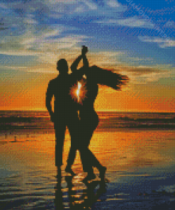 Cute Couple Dancing On The Beach Diamond Painting